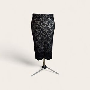 Torrid Black and Nude Lace and Mesh Pencil Skirt Size 2X